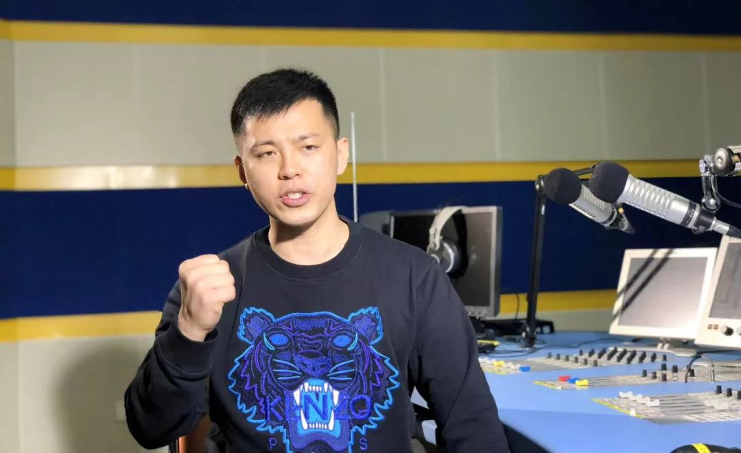 何 鑫fm88.7济南音乐广播主持人 第四届选手fm93.