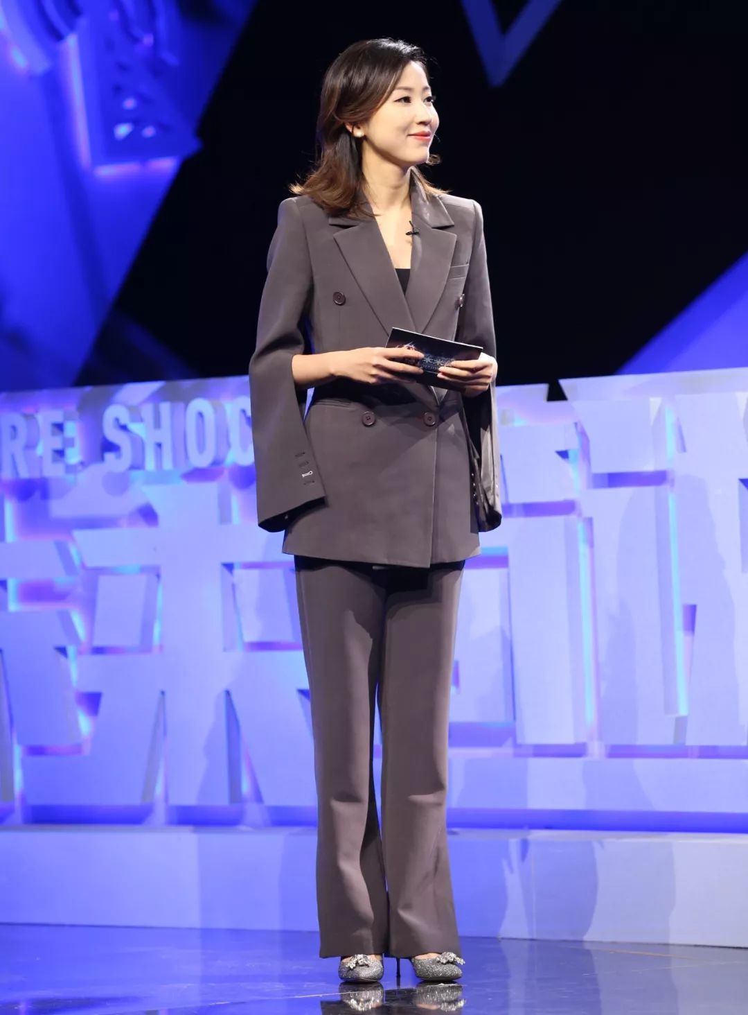 事实上,公司成立后,王星曾有一段时期过得战战兢兢,"星总"这个称呼让