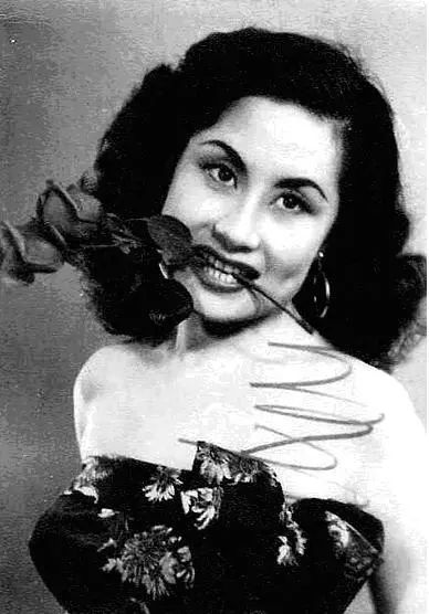 难忘上海老歌:我爱这夜色茫茫,只有那夜来香