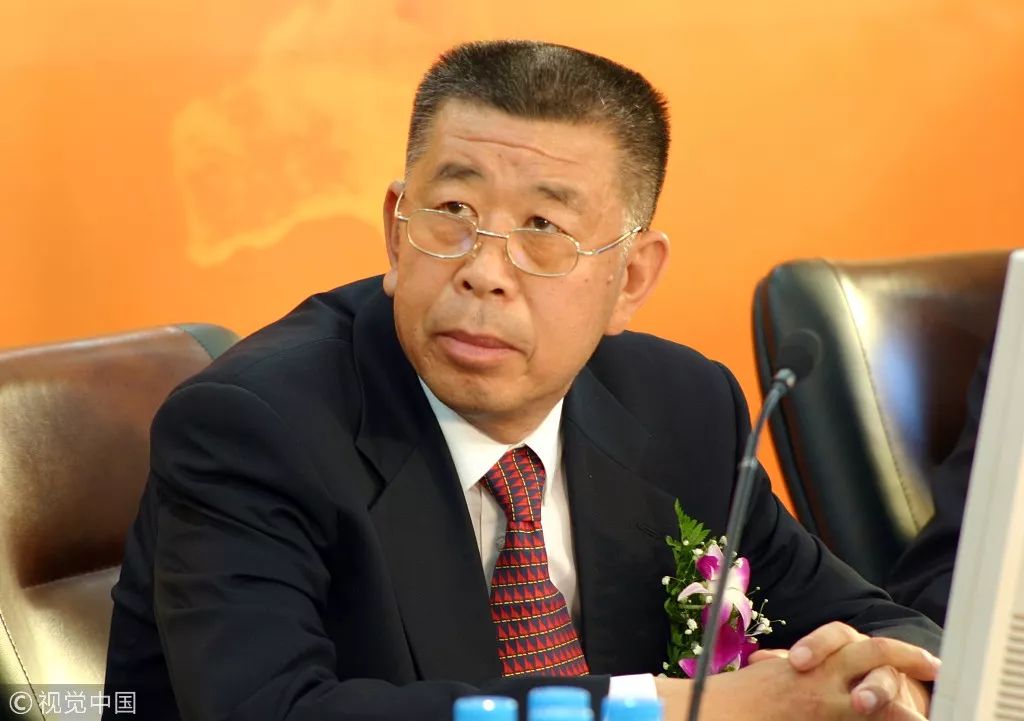 他放牛娃出身,养牛成状元,卖房成首富,江湖人称"燕郊李嘉诚"