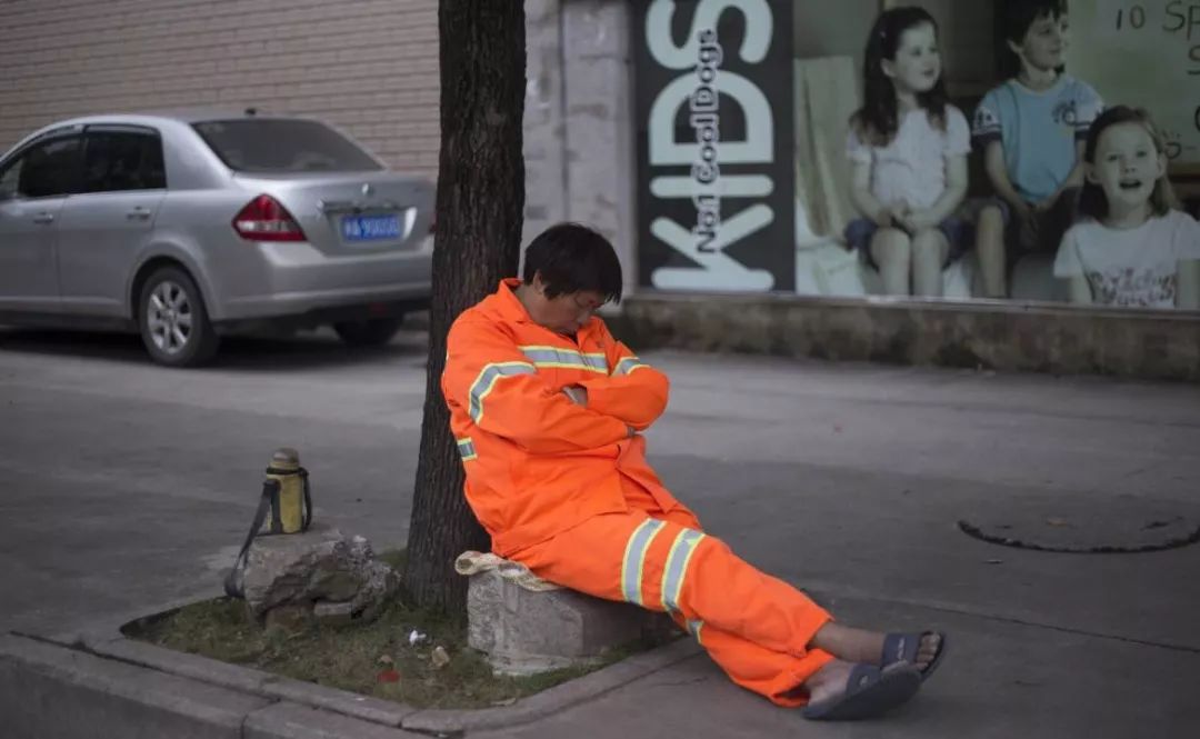 清洁工|环卫工|乱扔垃圾_新浪新闻