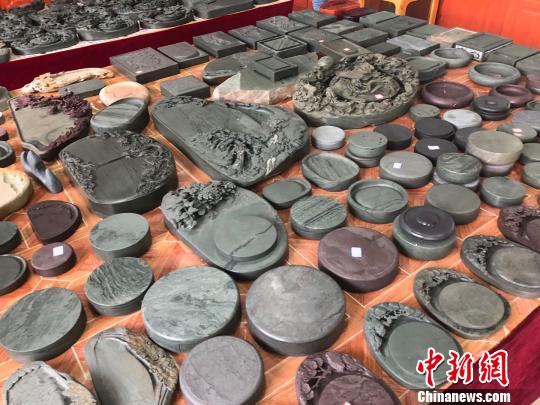 甘肃卓尼洮砚艺人35载磨一技 因石造型显匠心|甘肃|洮砚|王玉明_新浪新闻