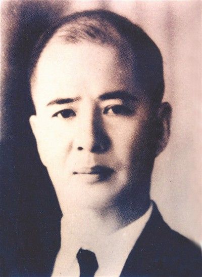 李清泉: 领导菲华侨支援祖国抗日