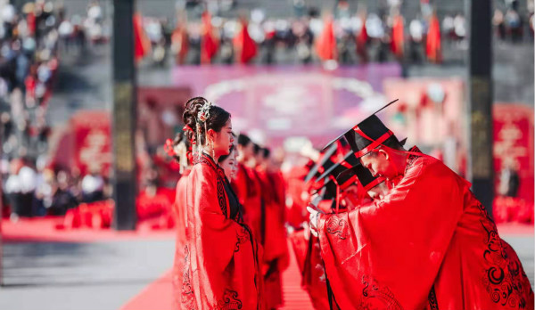 向传统文化婚礼致敬百人cp秦汉周制婚礼举行