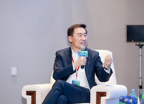 邓峰人民币基金融资很困难股市不好很多企业家拿不出钱