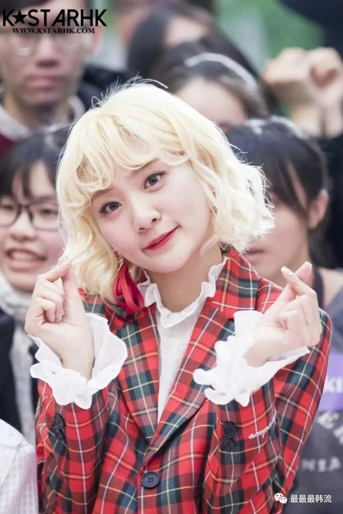 安智煐和禹智润的造型时不时的就会被吐槽.