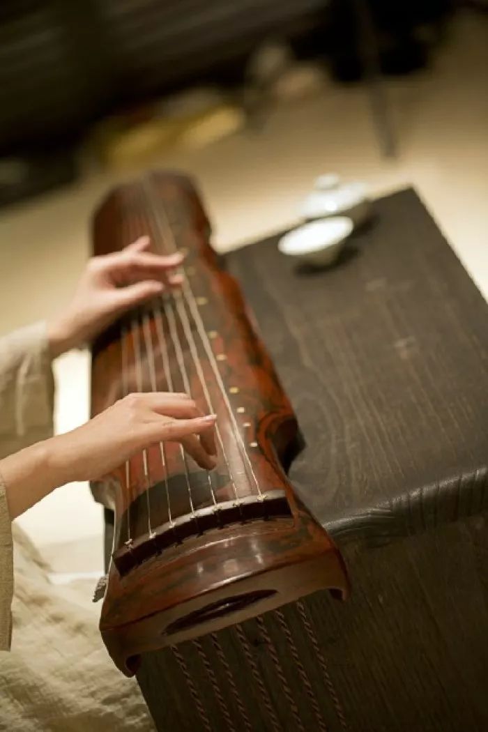 书卷气才是女人最顶级的魅力