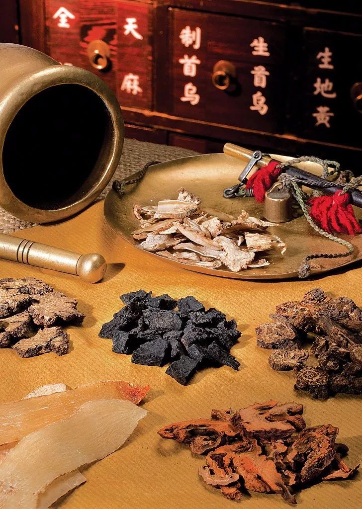 逐痰降火,痰火扰心礞石滚痰丸芳香开窍,行气止痛,痰迷心窍,中暑,心