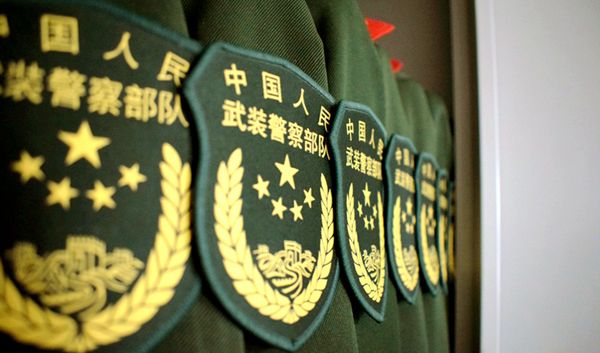 如何整理内务看武警兵哥哥怎么做