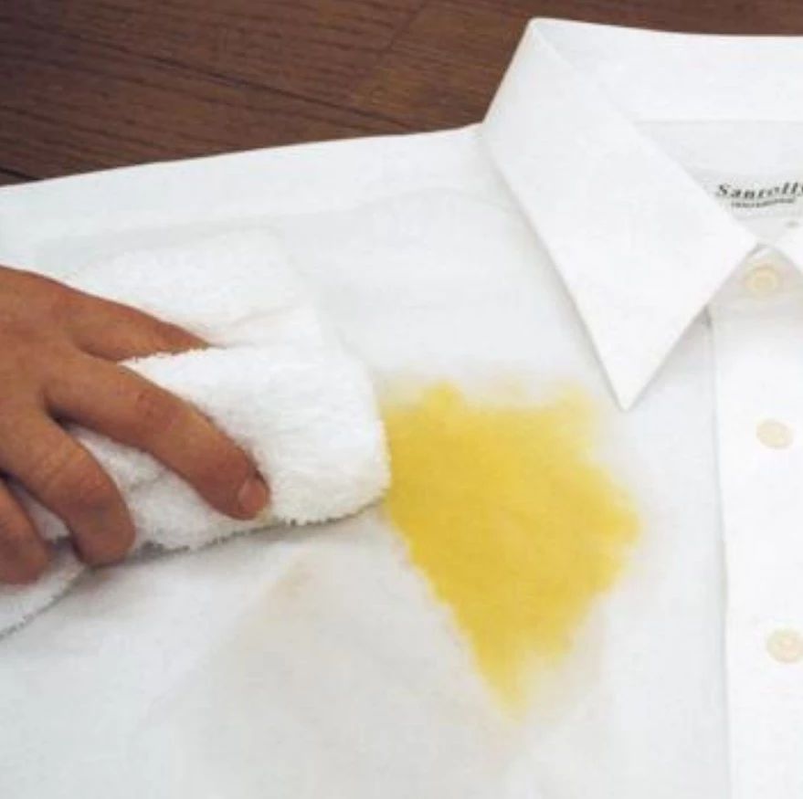 衣服上的油污难清洗?