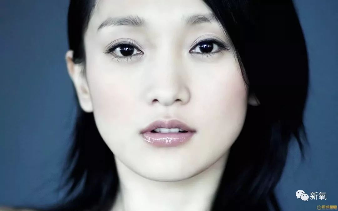 开眼角可以使眼睛变长,同时改善两眼间距,但是瞳距不会改变.