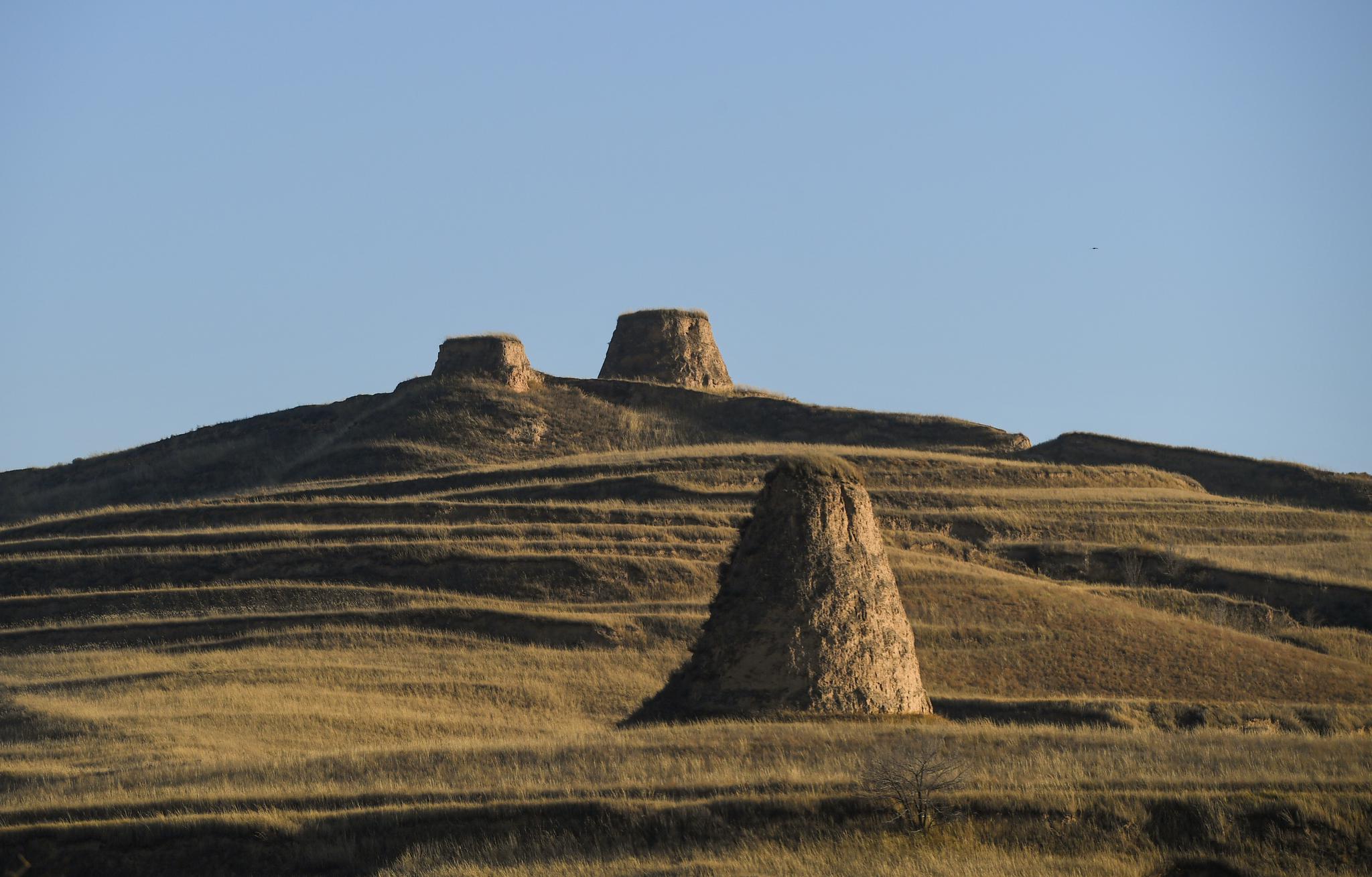 远眺内蒙古明长城|明长城|内蒙古_新浪新闻