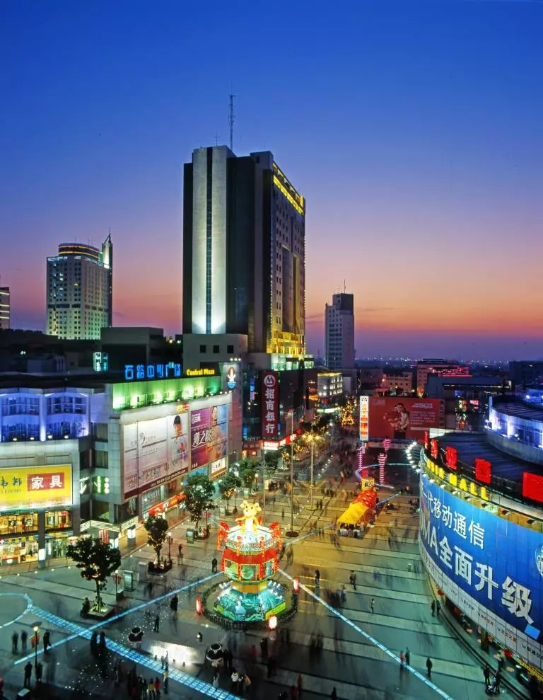 今日苏州石路商圈和改革开放摸着石头过河一样,苏州老城改造也经历了