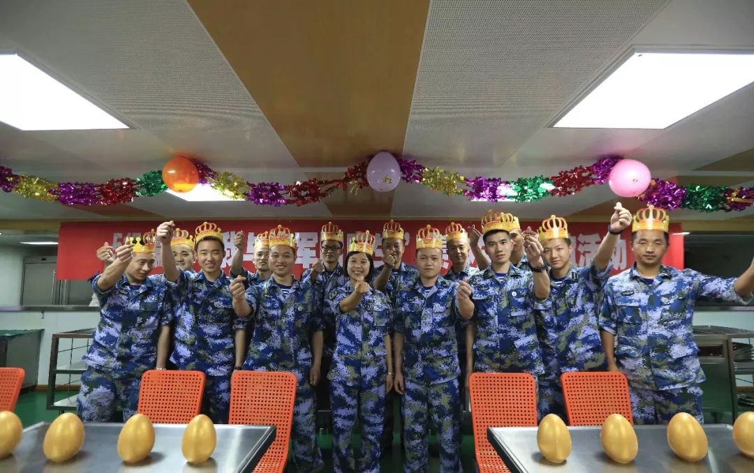 海军生日水兵的n种庆祝方式