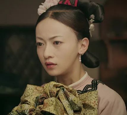 延禧攻略日更了来看令妃皇后贵妃这些宫廷时尚博主的带货日常时髦到飞