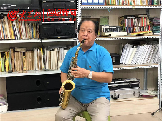 共和国同龄人④胡正德:30年前音乐课只有一个手风琴,如今啥乐器都有