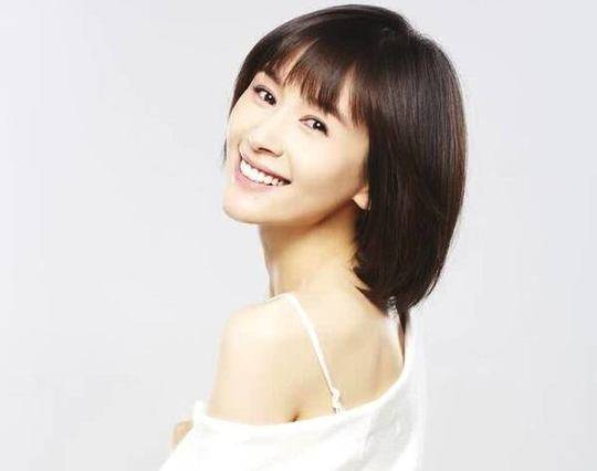 王子文看恐怖片找男助理陪睡?网友在评论区炸开锅