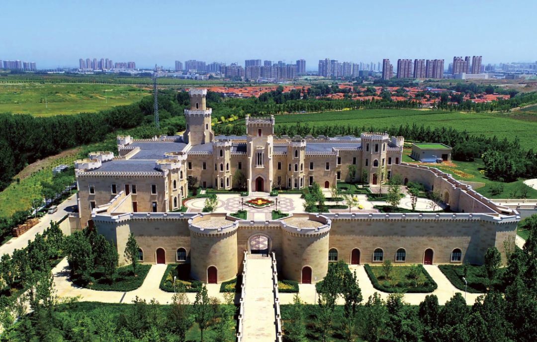 美国摄影大师镜头下的中国葡萄酒庄图鉴