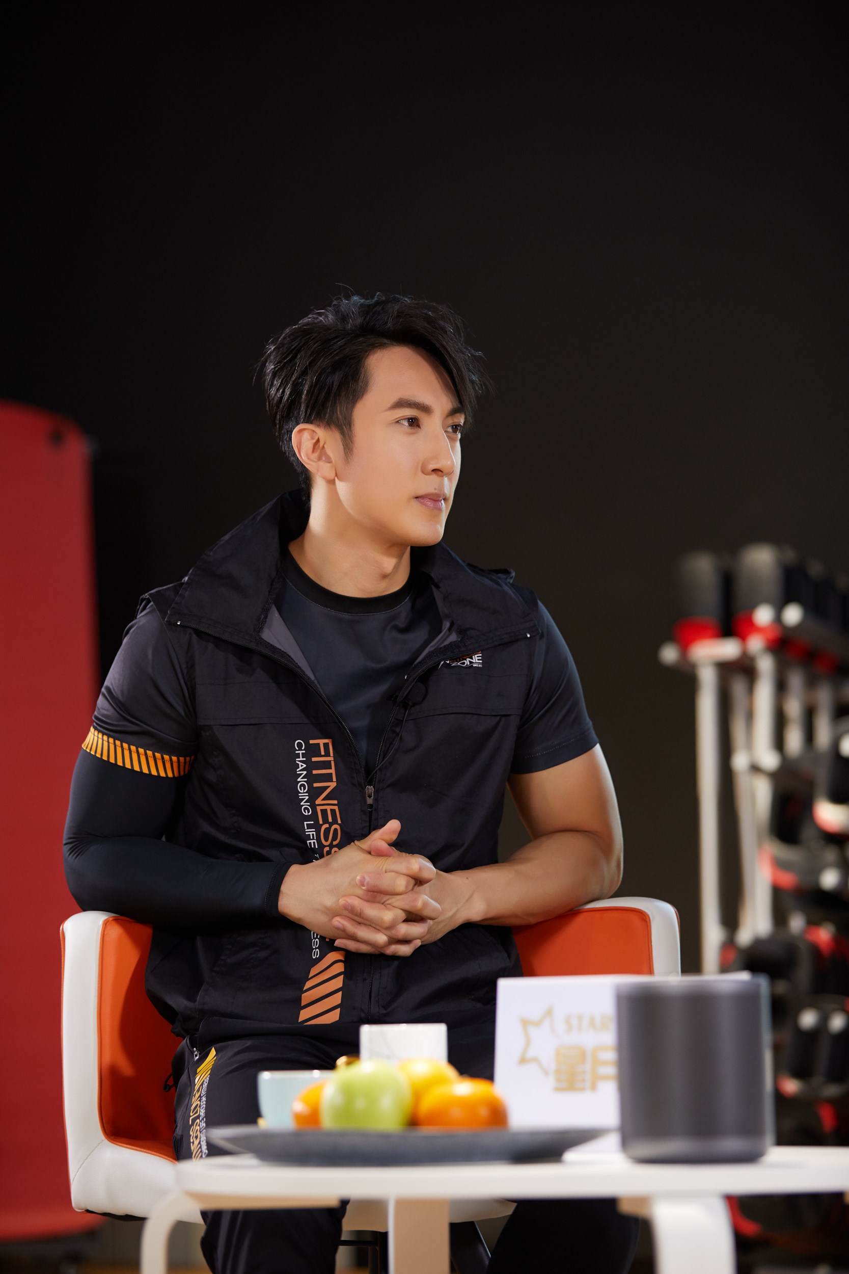 吴尊做客《星月对话》 揭秘斜杠人生守护初心