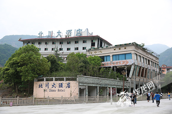 华龙网5月6日21时10分讯(四川特派记者 刘嵩)北川,5·12特大地震受灾