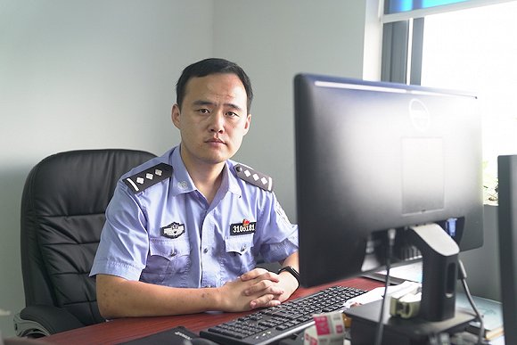 【特写】特殊的"园丁":上海监狱讲师团助服刑者回归社会