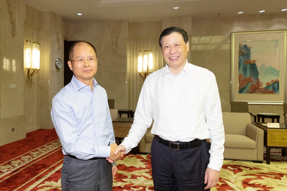 应勇会见出席2018世界人工智能大会的部分知名专家和企业家代表