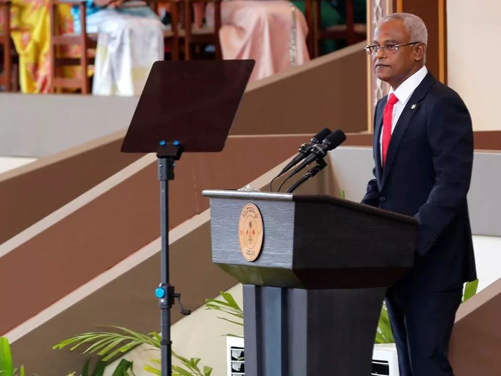 ▲11月17日，马尔代夫新总统萨利赫宣誓就职。（视觉中国）