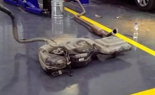 为什么前半箱油抗跑？是错觉还是……？