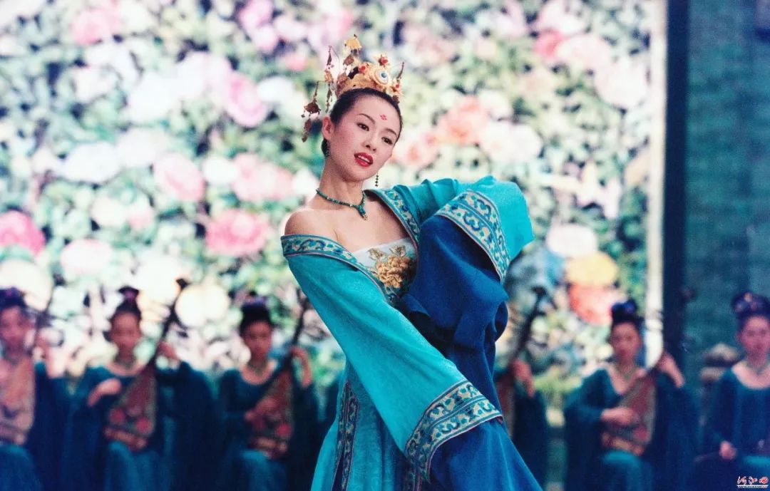 章子怡15岁跳舞灵动可爱舞蹈可能是每个仙女的必备技能