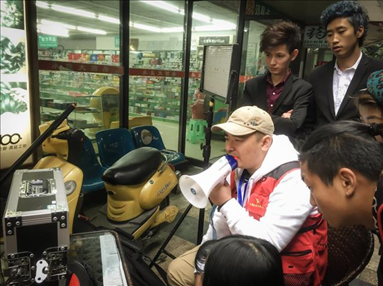 成都小甜甜的幕后推手说要让成都更更更红!