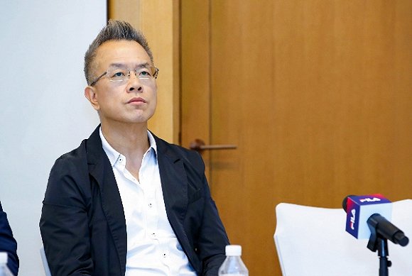 深度安踏海外收购模板fila中国十年走向百亿俱乐部