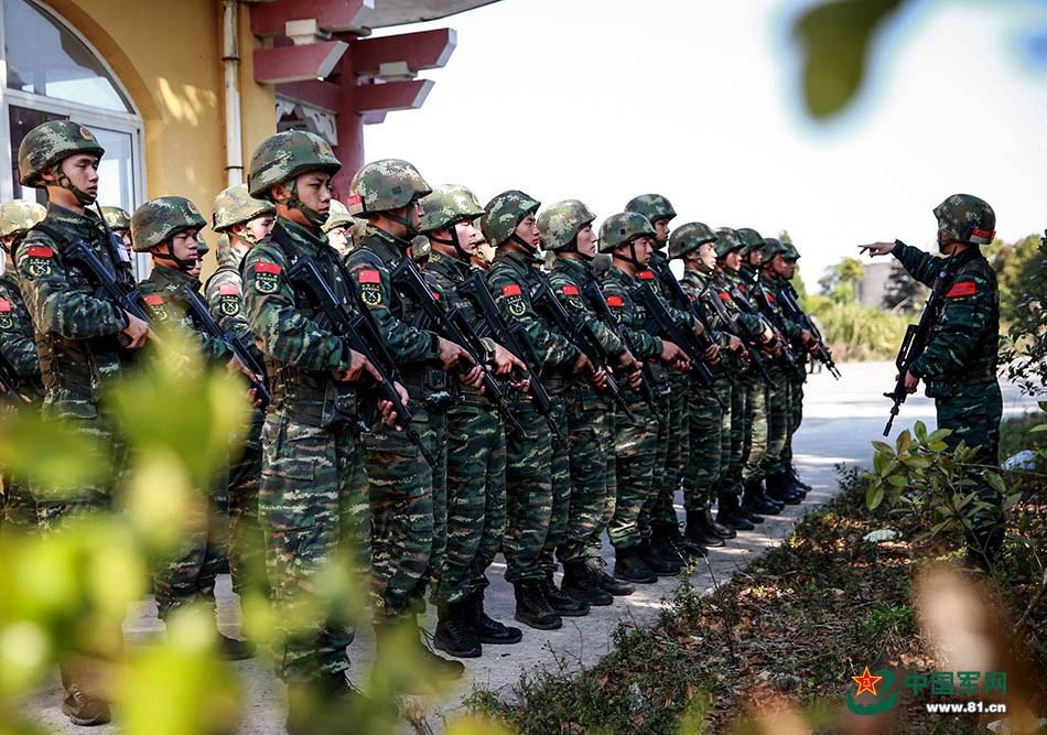 太诧异,魔鬼周"匪徒"竟是"自己人"