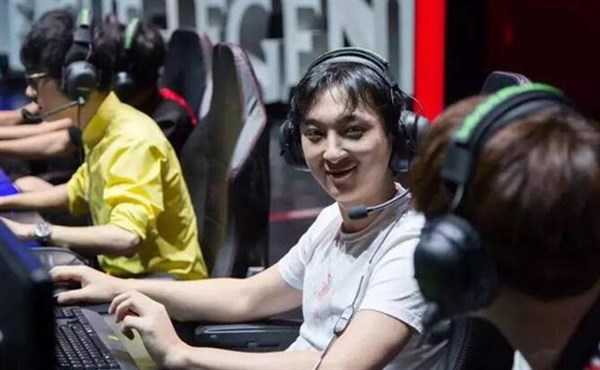 伍声离开熊猫,大神级主播究竟花落谁家?