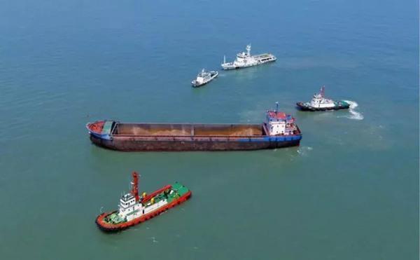 舟山海域4小时25海里围堵 过路套牌内河船插翅难逃|内河船|套牌|舟山海域_新浪新闻