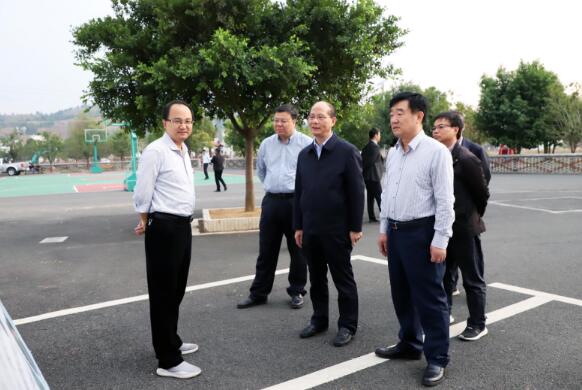 [江西]省委常委,副省长吴晓军调研安远县"四好农村路"建设工作(图)