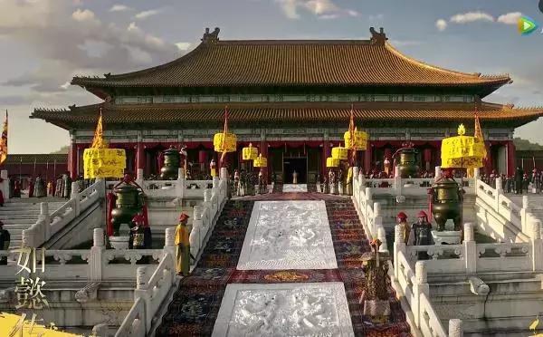 皇后册封大典,《如懿传》pk《延禧攻略》,哪个更惊艳?