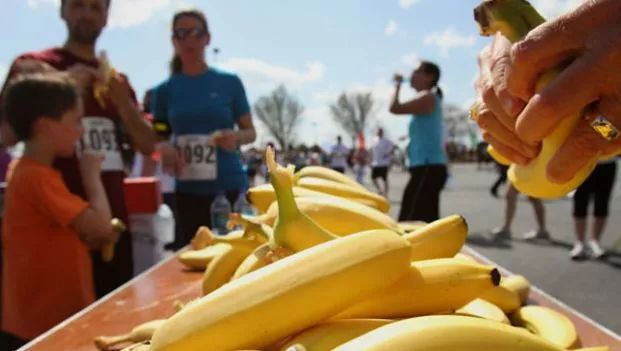 跑步三部曲|辛苦跑完马拉松,管不了什么营养结