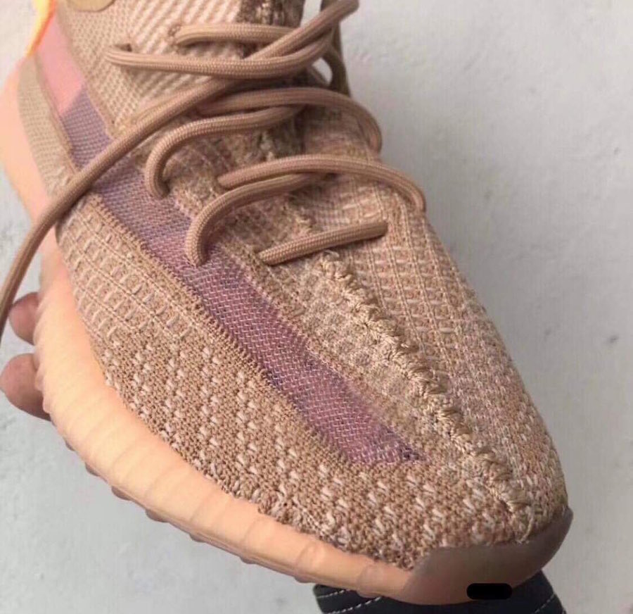 脏粉半透明 yeezy boost 350 v2 个性十足