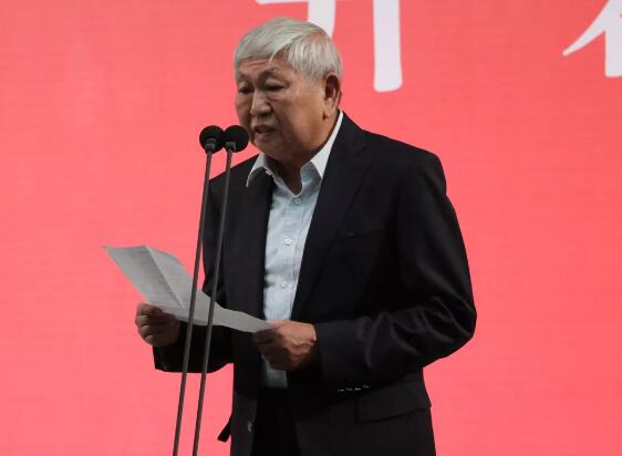 澳门松风文化艺术协会常务副会长苏鉴良致辞