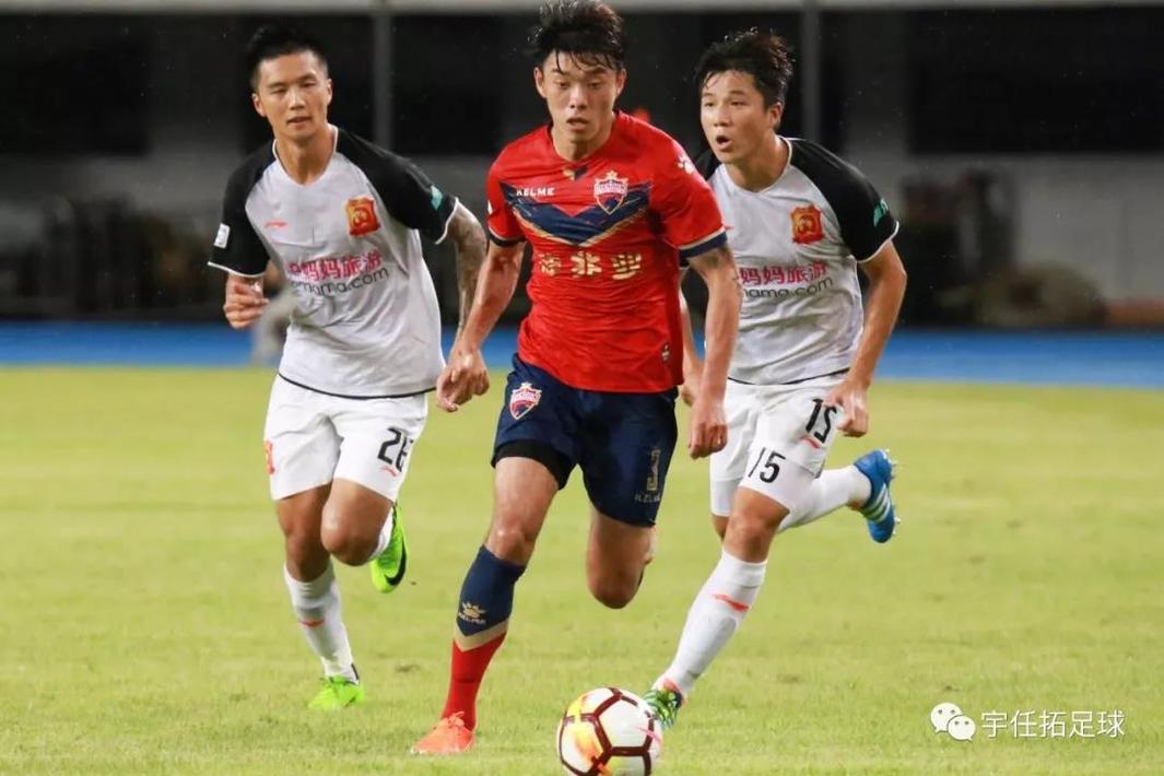 "海东"现身国足集训队训练营