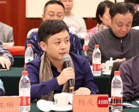 中国人民大学文学院副院长杨庆祥谈"小封写诗":ai未来会重新定义诗歌