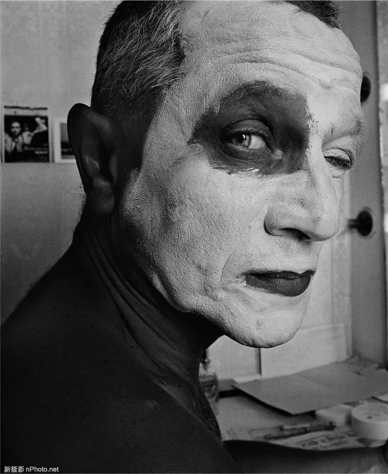 布雷,意大利,1990年丹尼尔·戴·刘易斯,伦敦,1989年达米恩·赫斯特