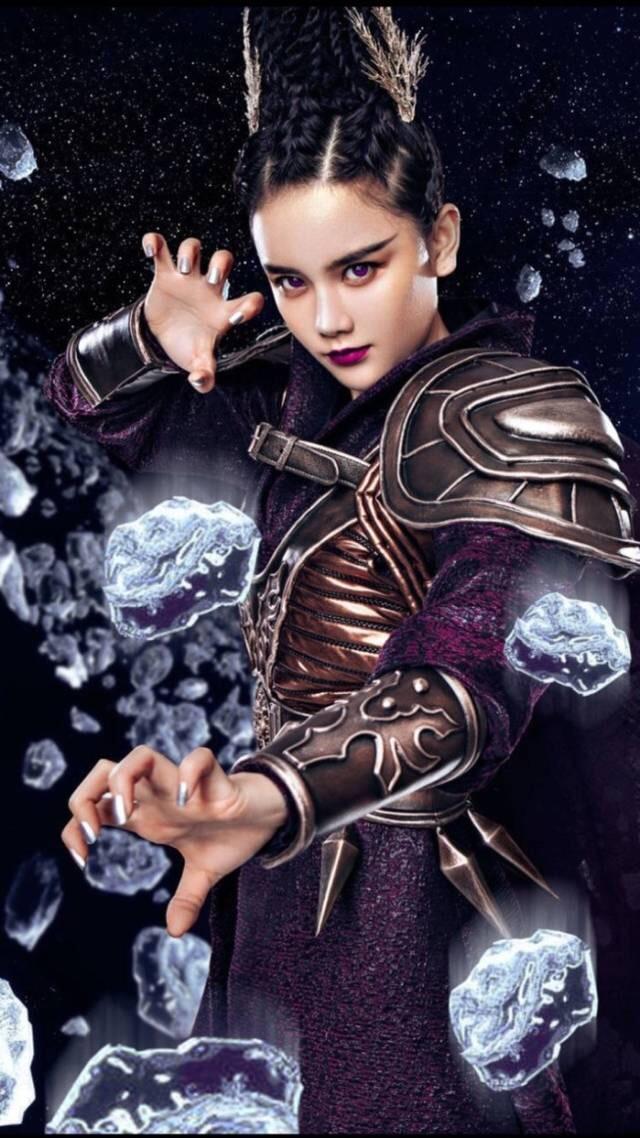 女星盔甲:代斯英气逼人,祝绪丹灵动可爱,嘉行挑人有眼光