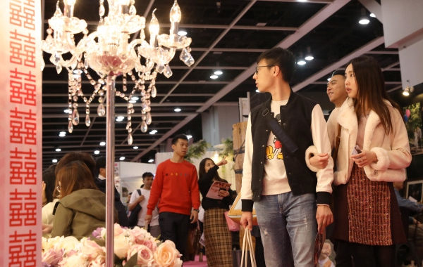 现下结婚率在集聚下降 离婚率在不断上升 你是否是其中的一员 每日头条