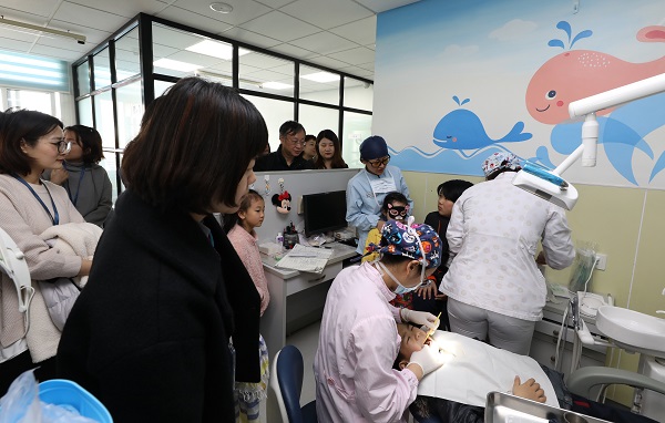 包含北京口腔医院代挂专家号，减少患者等待就医的时间的词条