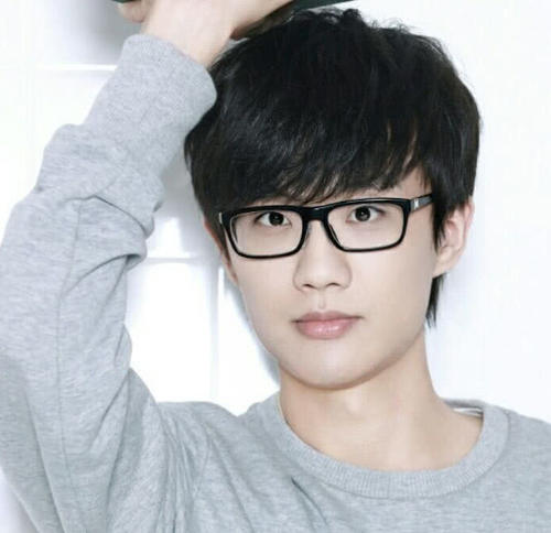 许嵩写给初恋女友的歌,歌词撩人动心弦,网友:耳