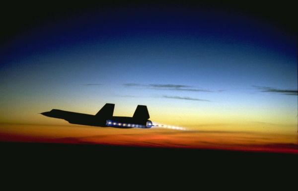 资料图片：美军SR-71战略侦察机可以三倍音速飞行。（美空军官网）