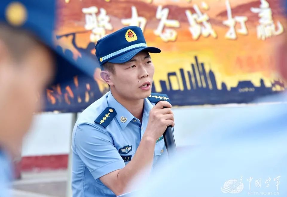 精准把脉,"和平病"这样被治愈 ——西部战区空军某团某营一连开展"