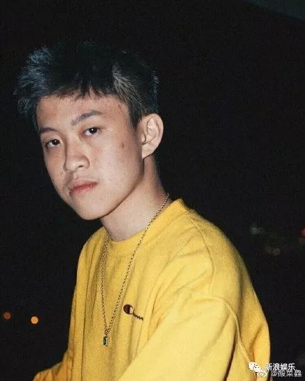 网恋伤得不够狠richbrian这次还私联粉丝