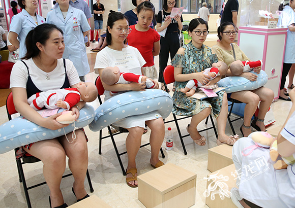 产假,陪护假,生育保险落实咋样?重庆二孩政策实施效果接受评估